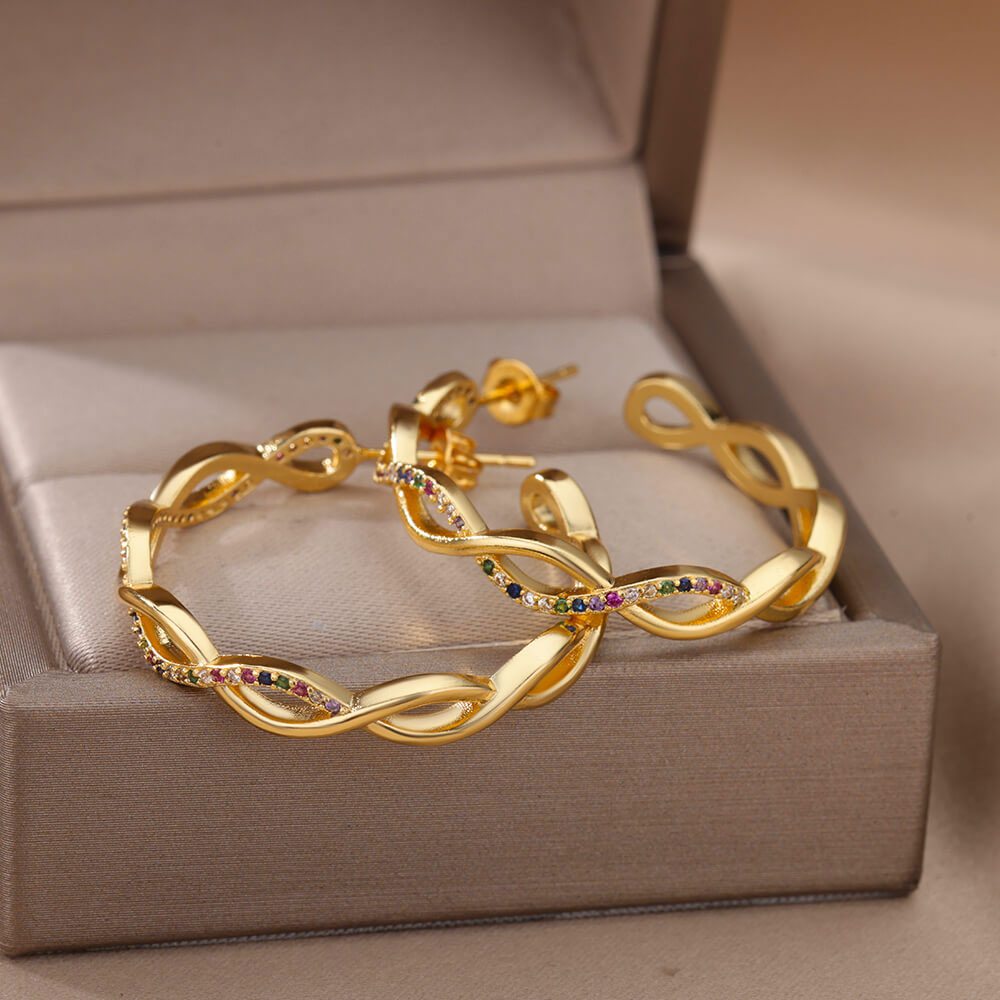 Julenyssa | Aalto Korvakorut 18K Kulta
